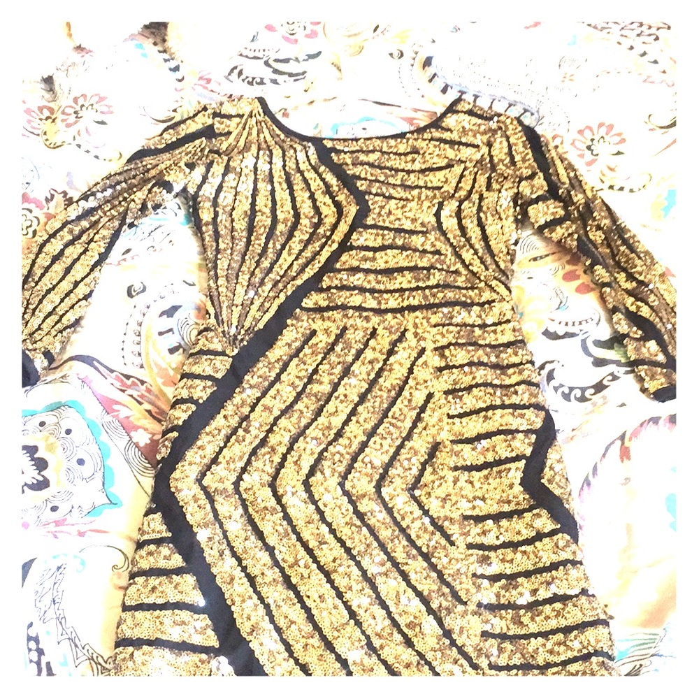 Gold/Black dress
